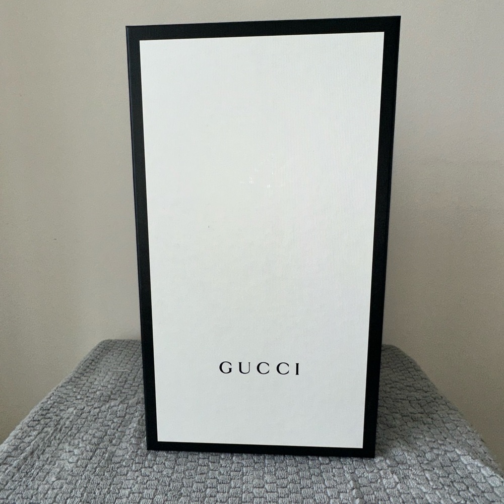 Gucci Rhyton Women’s Sneakers - Picture 3 of 5